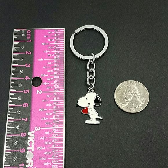 Snoopy Key chain Key Ring Bag Purse Charm Silver Keys - Picture 3 of 4